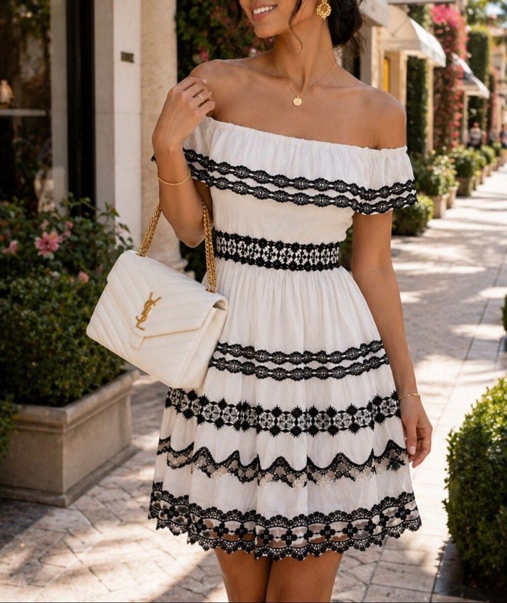 Alice + Olivia Rozzi embroidered on or off the shoulder mini dress size 4